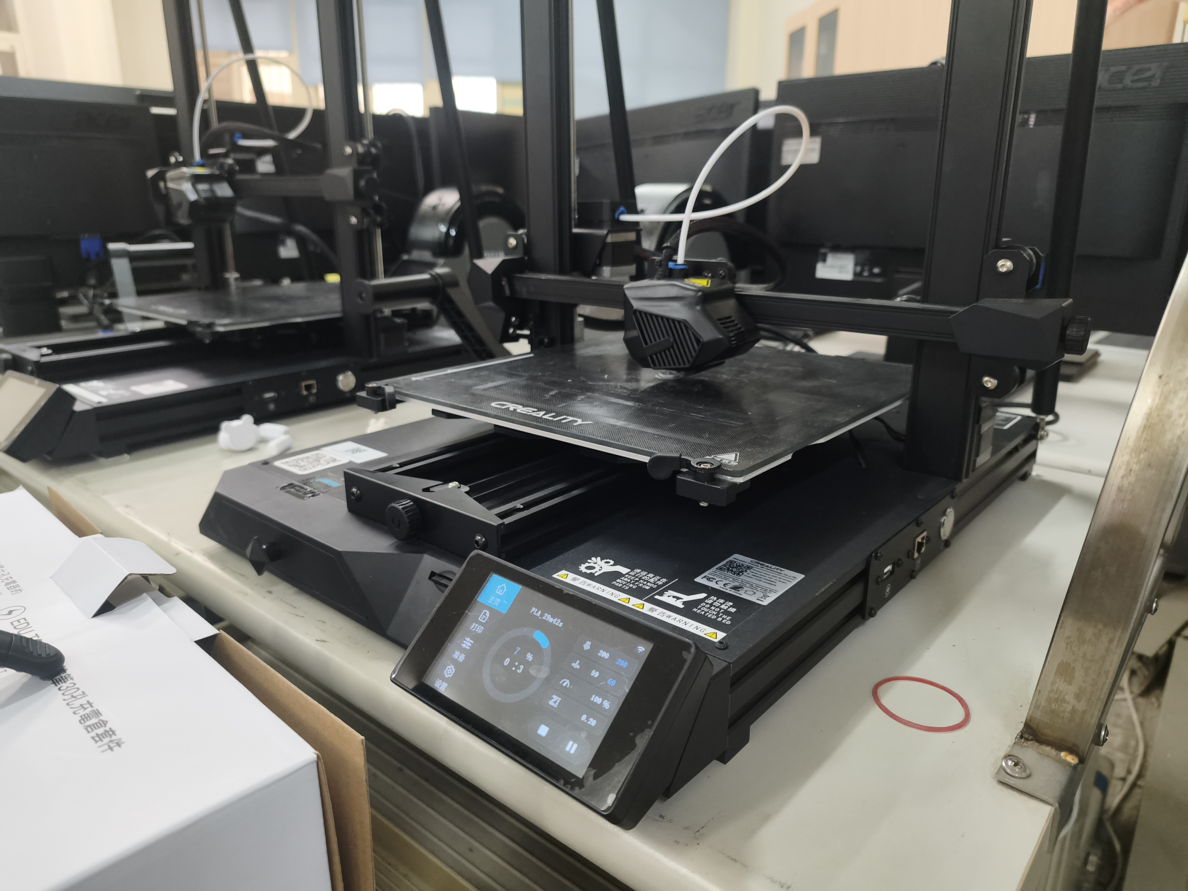 近距離觀察 3D 印表機